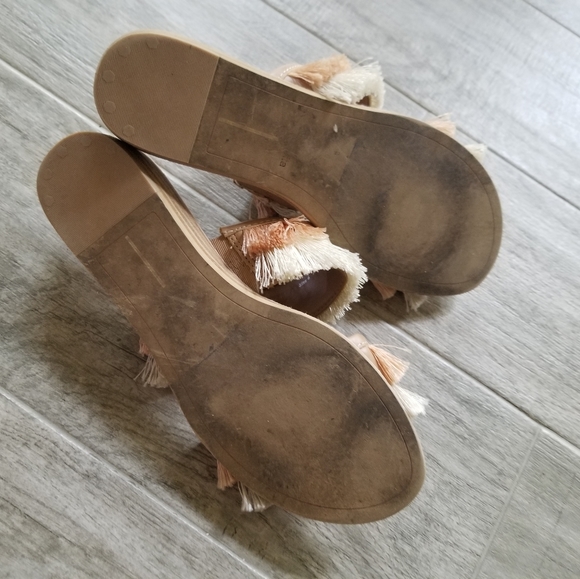 Dolce vita Haya Fringe sandals - Picture 3 of 4